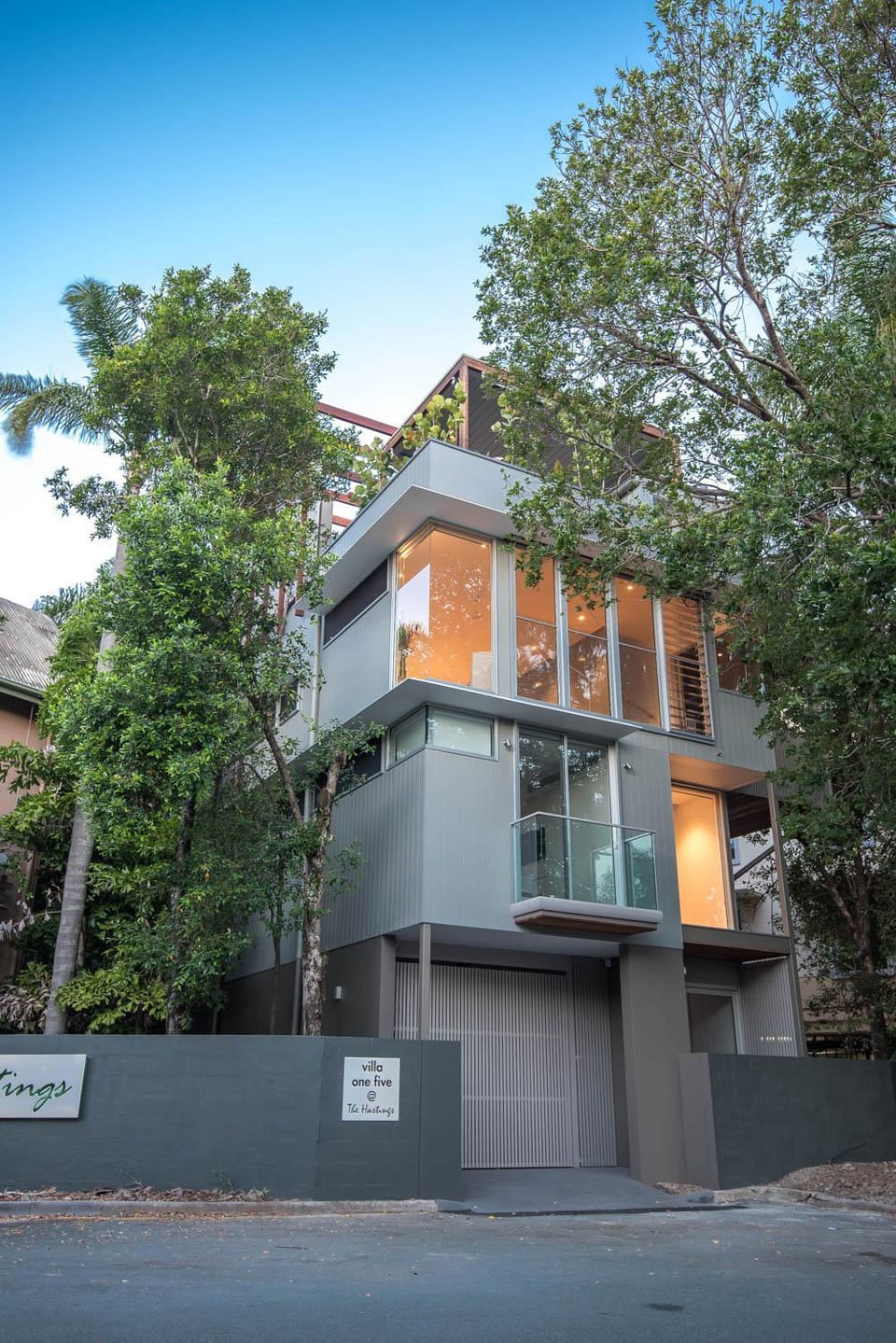 Property building, Day