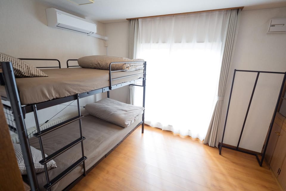 Photo of the whole room, bunk bed