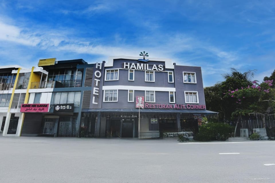 Property building, Facade/entrance