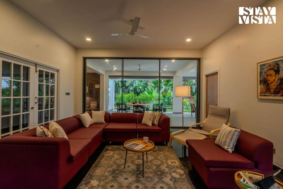 Living room, Seating area