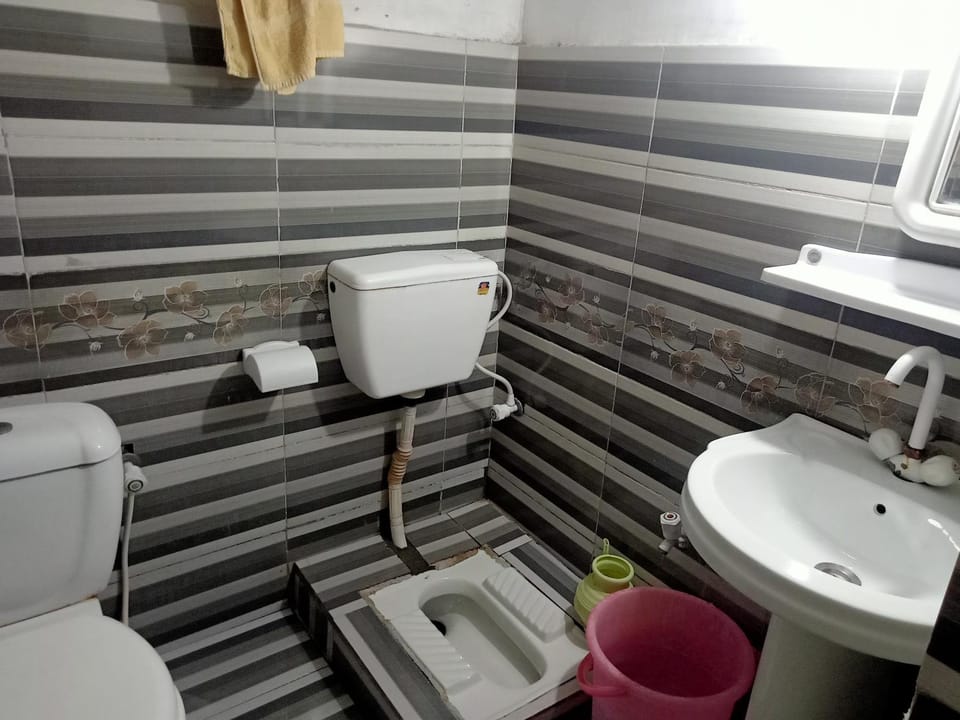 New White Rose Guest House Bed and Breakfast in Islamabad