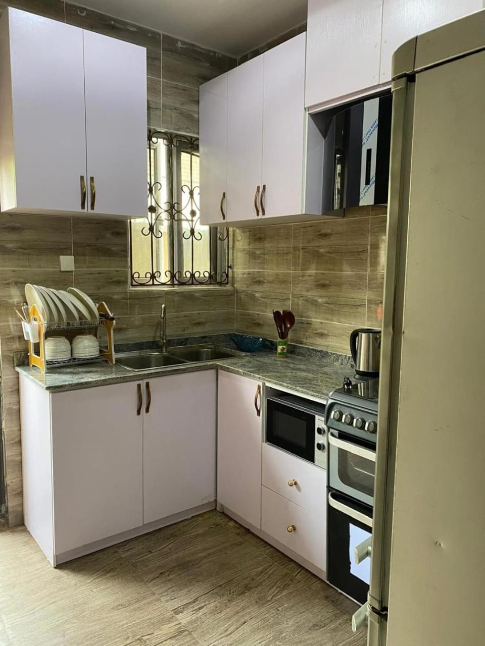 Kitchen or kitchenette