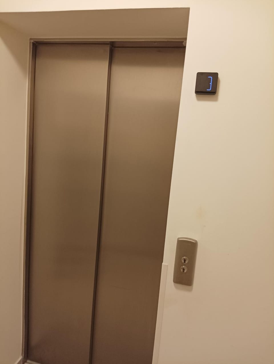 Property building, elevator