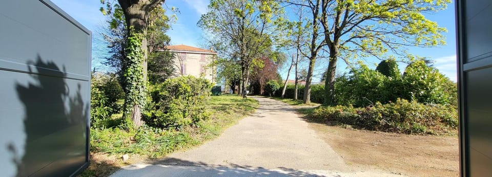 Property building, Natural landscape, Garden view