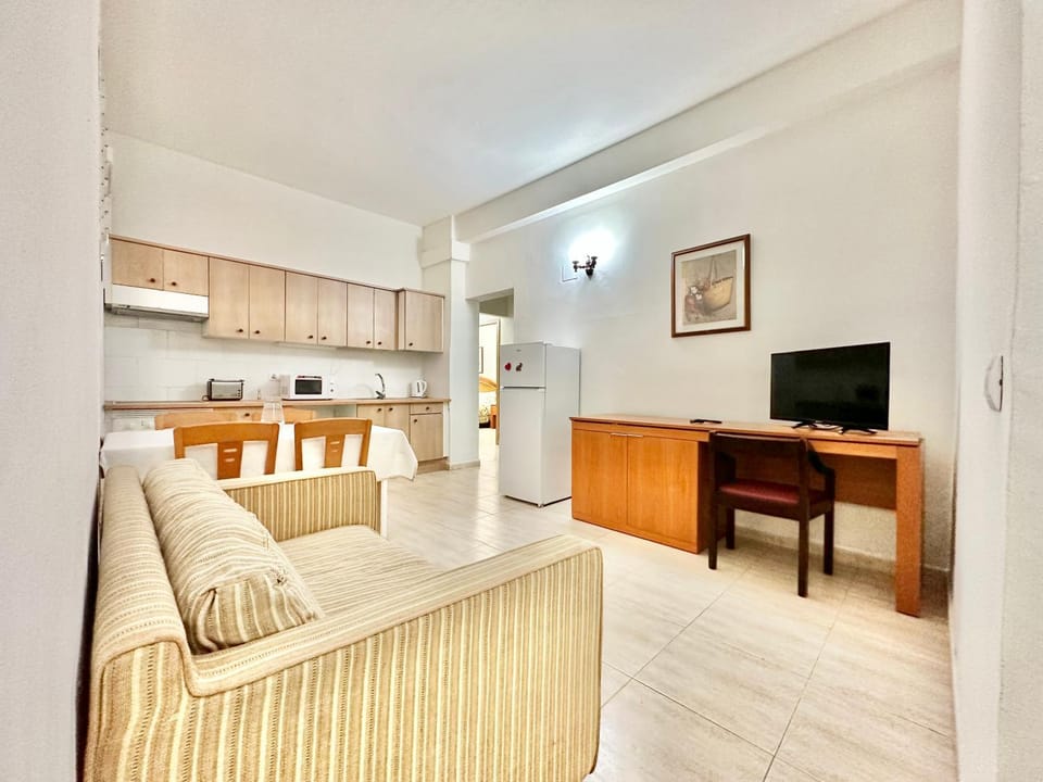 TV and multimedia, Living room, kitchen