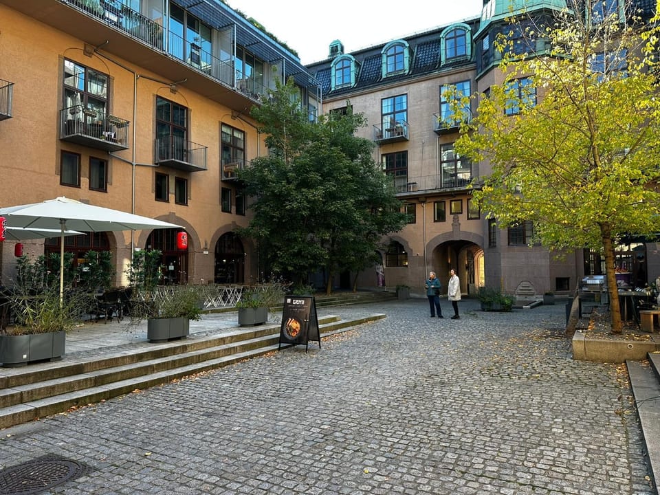 Inner courtyard view