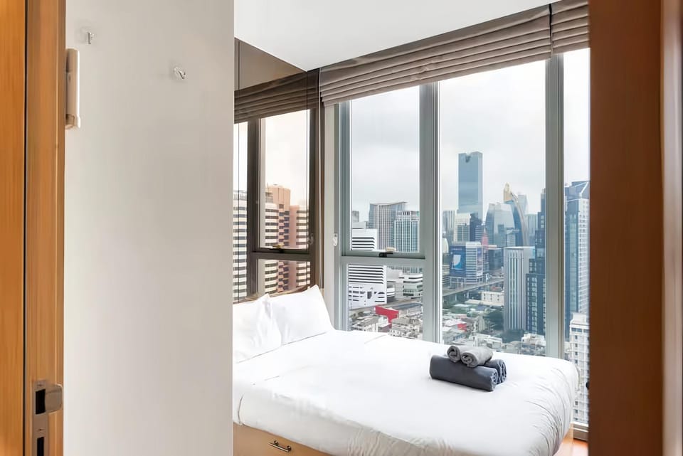Bed, Bedroom, City view