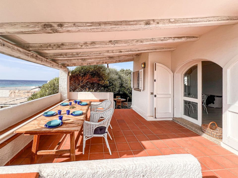 Patio, Day, Natural landscape, View (from property/room), Balcony/Terrace, Dining area, Sea view