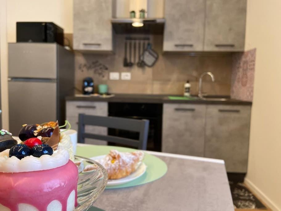 Kitchen or kitchenette, oven, stove