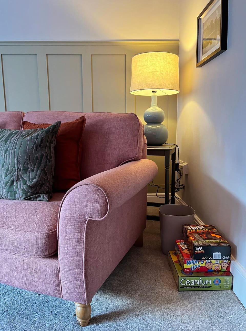Living room, Seating area