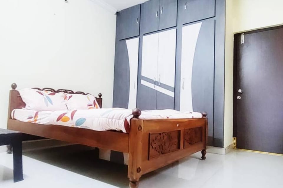 Servostay - 3 BHK Fully Furnished Lavish Home with Parking in KPHB Near Forum Nexus Mall Apartment in Hyderabad
