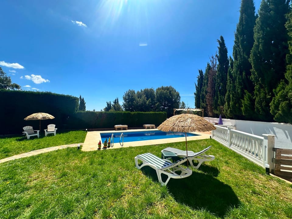 GARDEN HOUSE Malaga City Chalet in Malaga