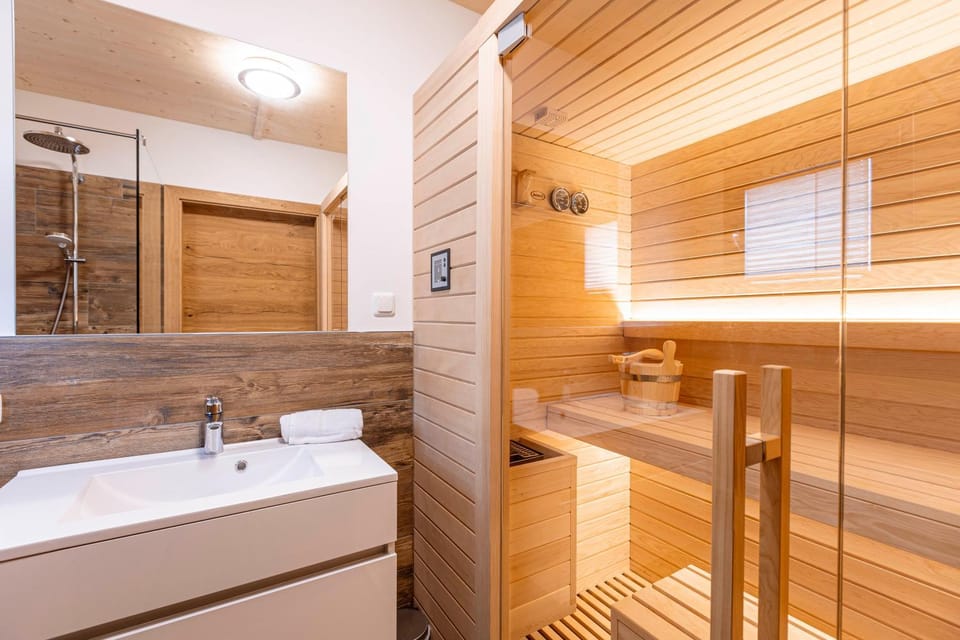 Toilet, Sauna, Bathroom