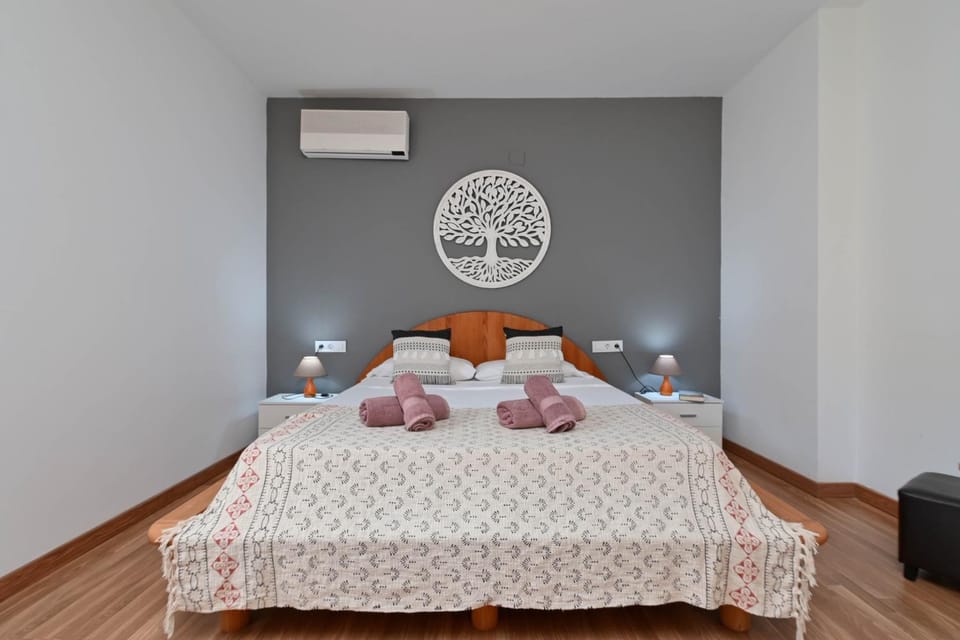 Living room, Bedroom