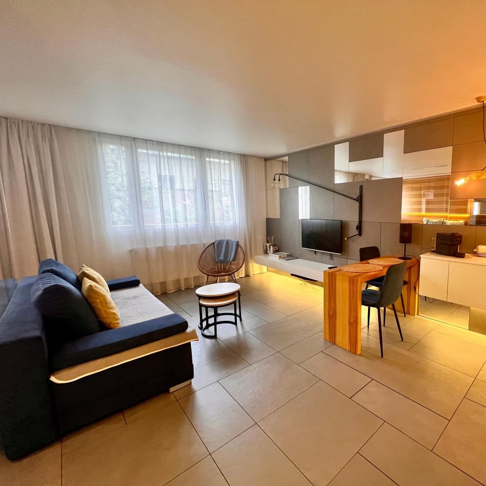 TV and multimedia, Kitchen or kitchenette, Living room, Dining area, pet friendly
