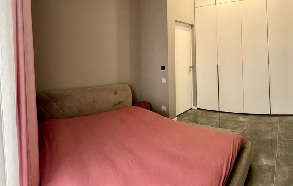Bed, Photo of the whole room, Bedroom, wardrobe