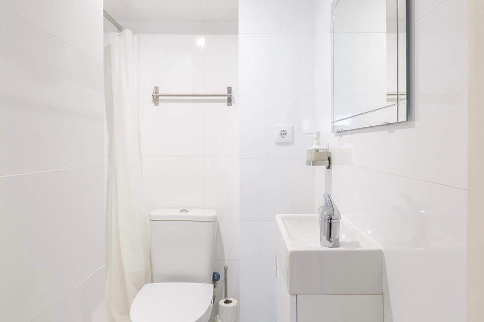 Cozy Apartments in Heart of Lisbon Bairro Alto Apartment in Lisbon
