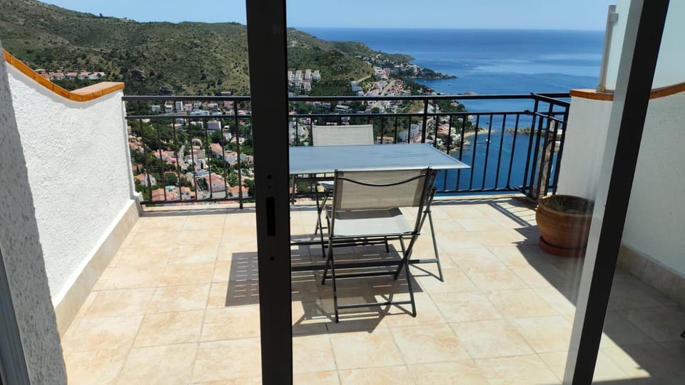 Estudio espectaculares vista mar AV-64 Apartment in Roses