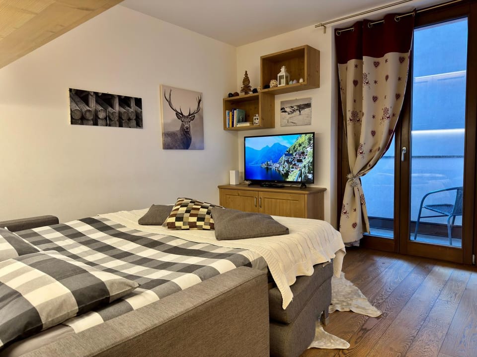 Bed, TV and multimedia, Balcony/Terrace