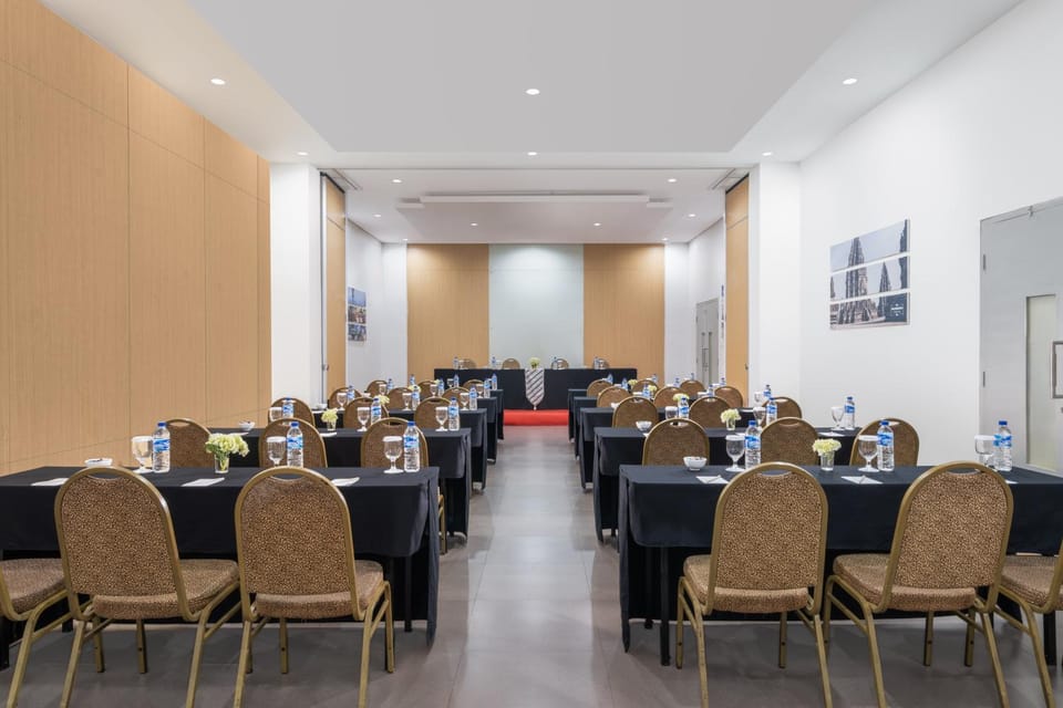 Meeting/conference room