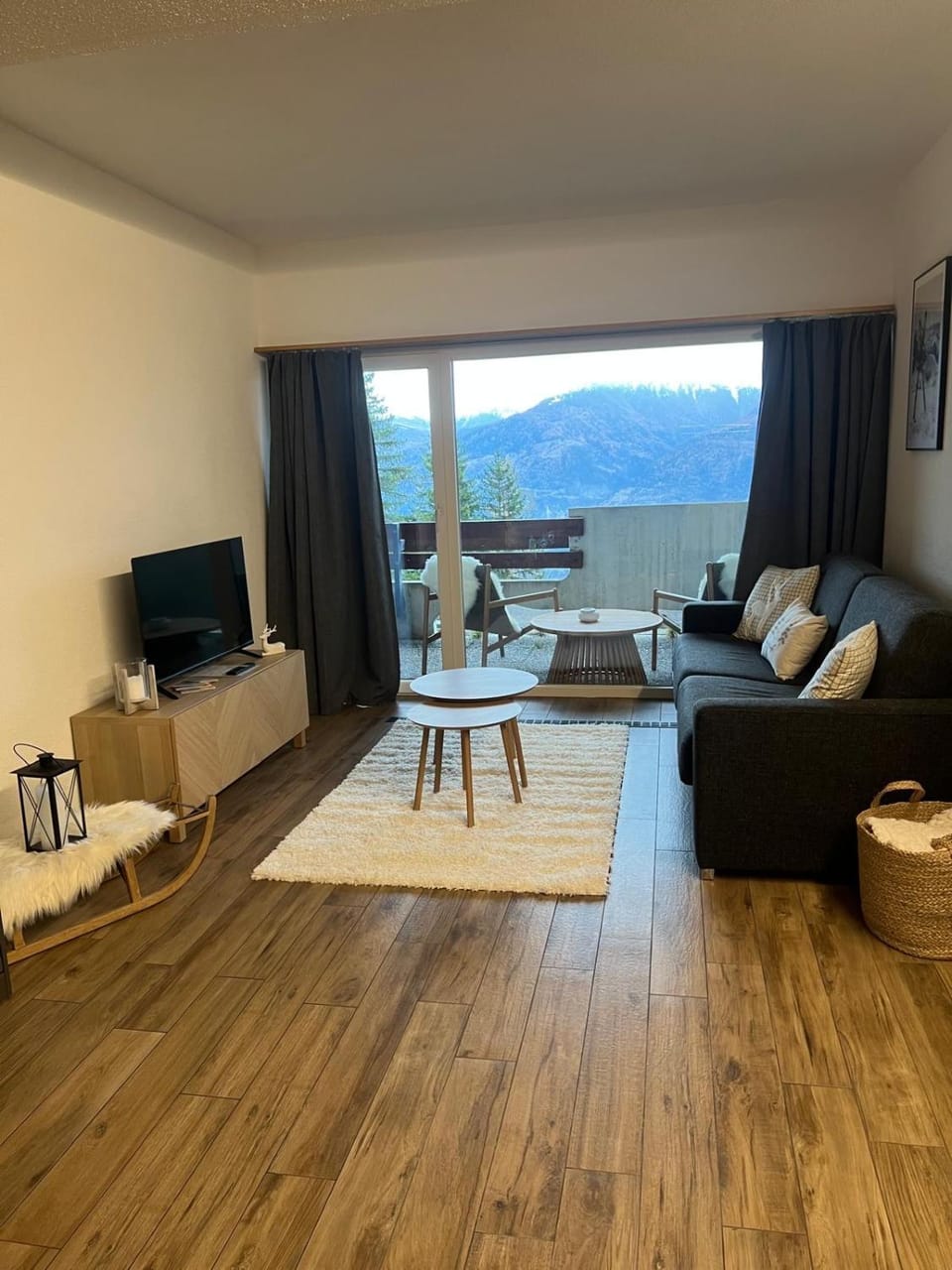 Studio élégant rénové avec vue à Anzère Apartment in Canton of Valais
