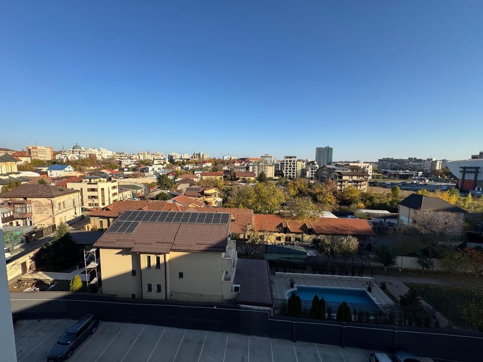 Day, Neighbourhood, Natural landscape, Bird's eye view, City view