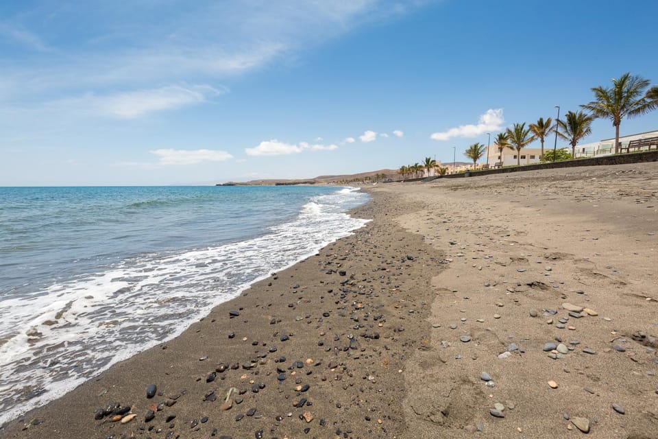 Home2Book Serene Stay in Coastal Tarajalejo Apartment in Maxorata