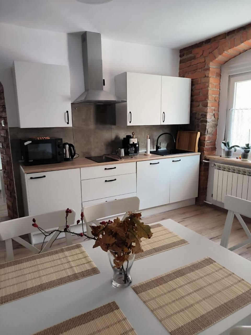 Kitchen or kitchenette, Kitchen or kitchenette