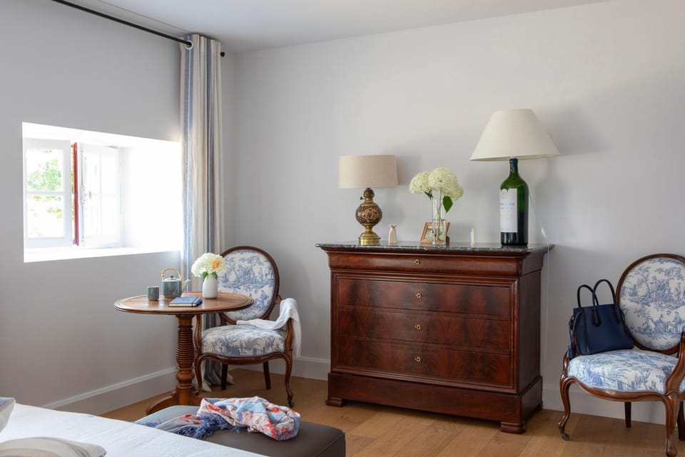 Château Montagne "Escapade" Bed and Breakfast in Nouvelle-Aquitaine