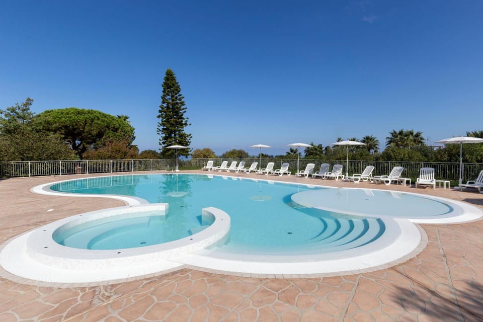 Hot Tub, Solarium, Pool view, Swimming pool, Swimming pool