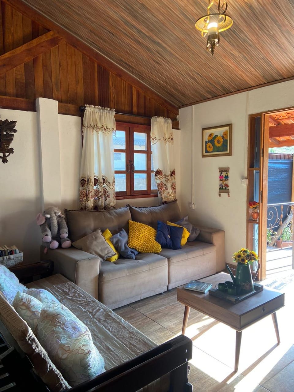 Living room, Seating area