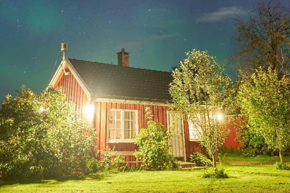 Koselig hytte på gårdstun i Oslo House in Viken, Norway