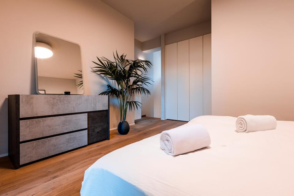 Bed, Photo of the whole room, Bedroom, towels, wardrobe