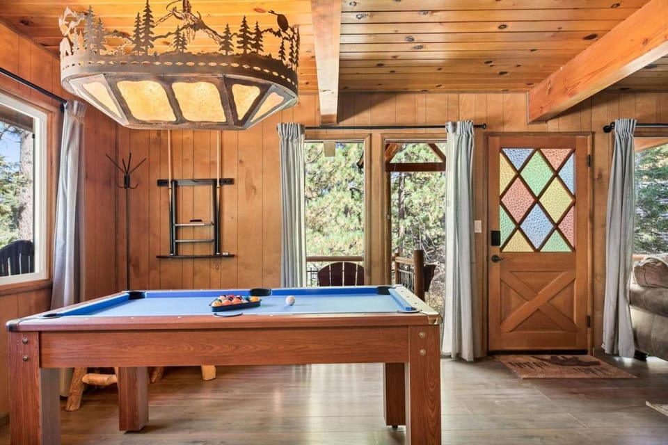 Hidden Pines in Big Bear Lake House in Big Bear