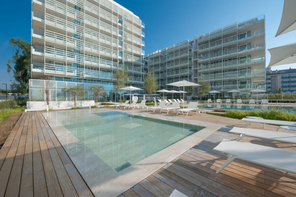 Property building, Pool view, Swimming pool