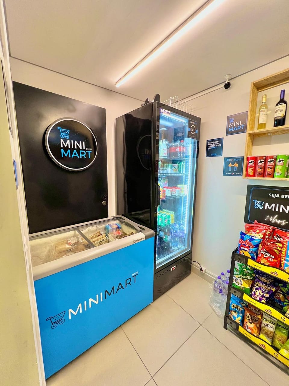 Supermarket/grocery shop