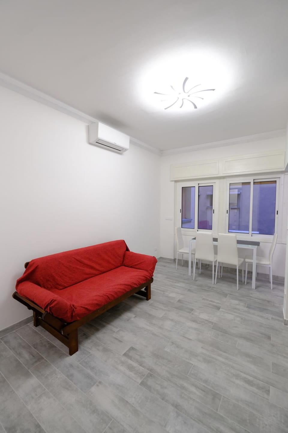 Living room, Seating area, air conditioner