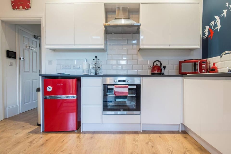 By The Bay - Mins to Margate & Beaches wParking Apartment in Margate