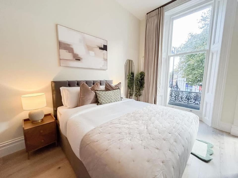 Bright & Stylish Apartment in Prime London Apartment in City of Westminster