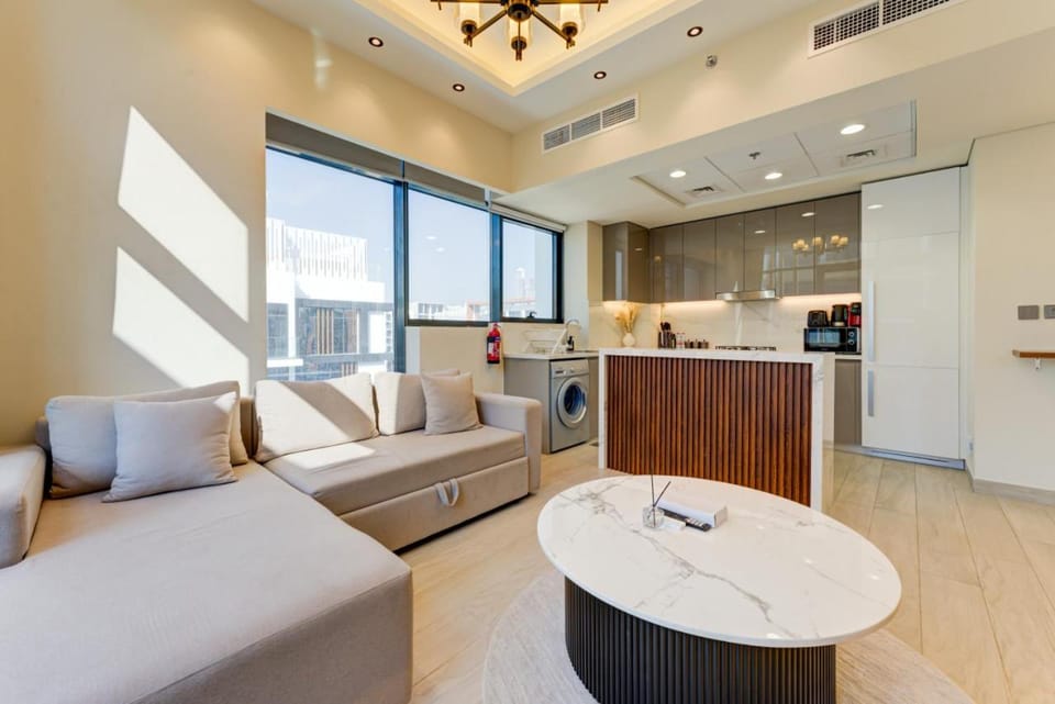 Kitchen or kitchenette, Living room, Seating area
