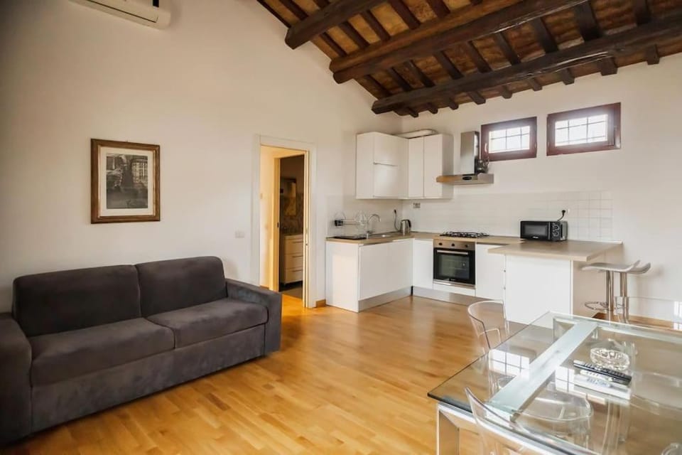 Kitchen or kitchenette, Living room, Seating area