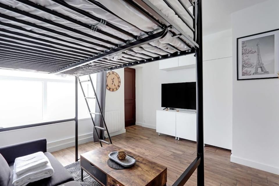 Communal lounge/ TV room, TV and multimedia, Living room, Seating area