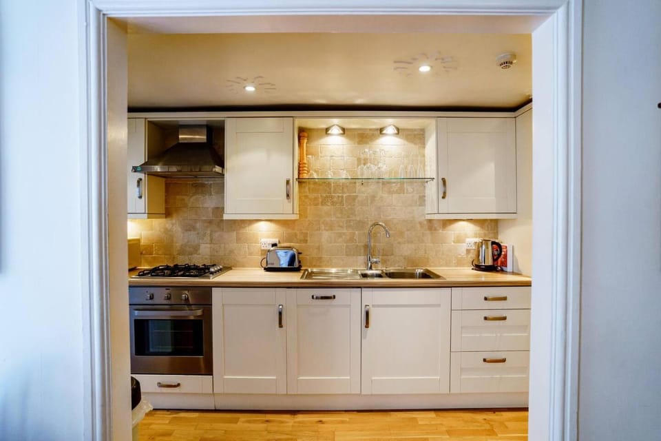 Kitchen or kitchenette, Other