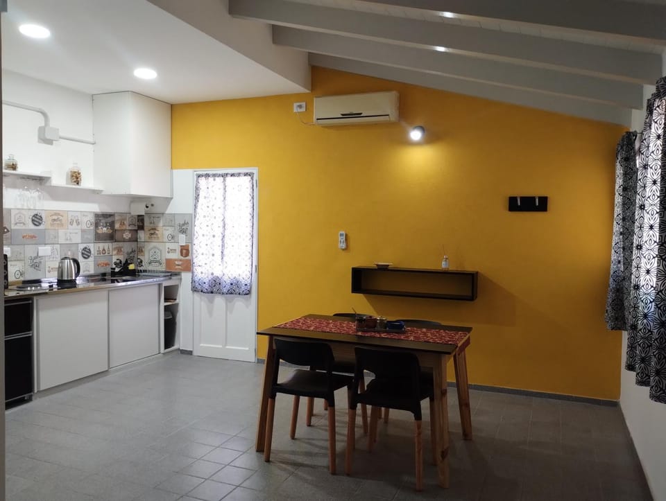 Kitchen or kitchenette, Dining area, oven, air conditioner