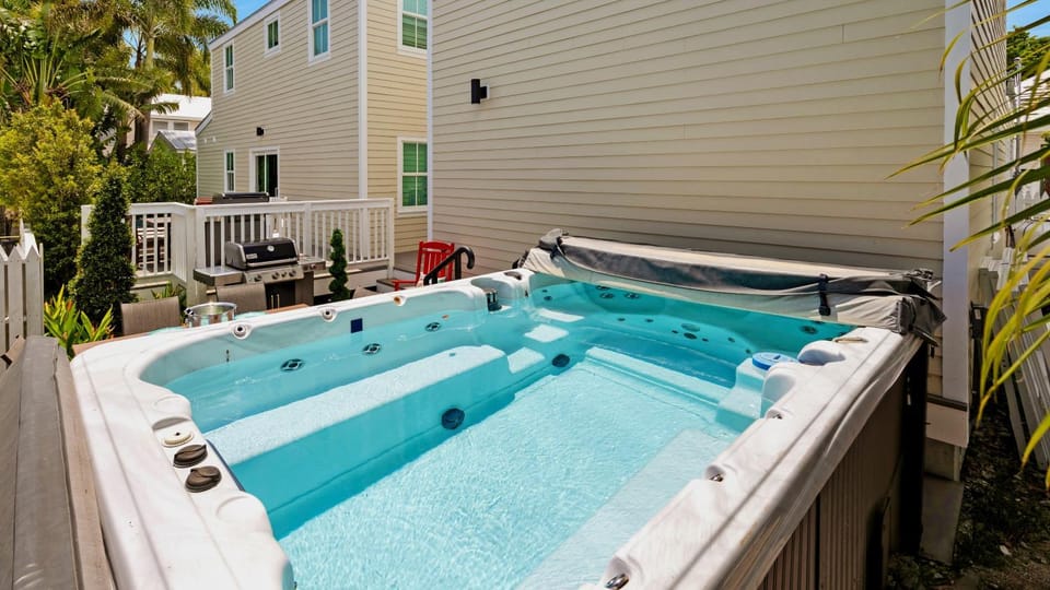Duke of Catherine by Last Key Realty House in Key West
