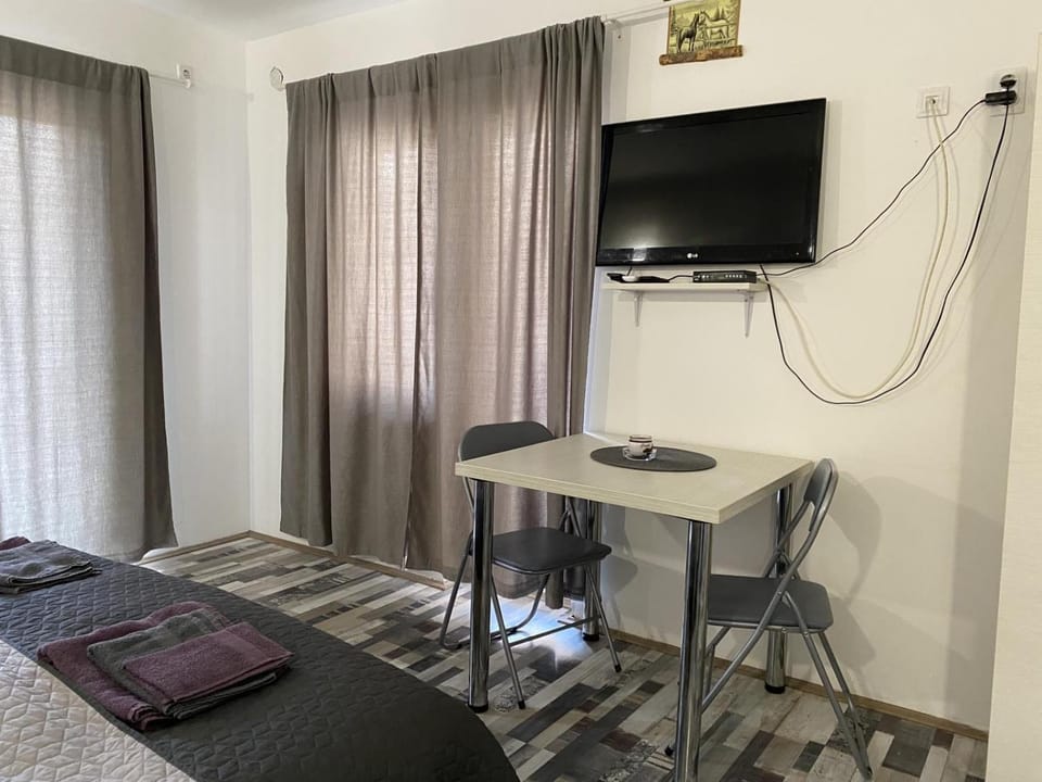 TV and multimedia, Photo of the whole room