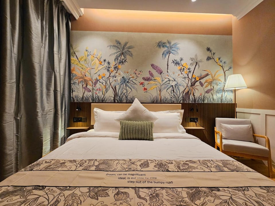 Bed, Bedroom