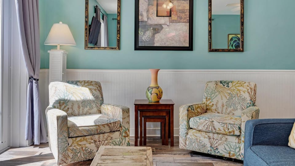 Endless Summer by Last Key Realty House in Key West