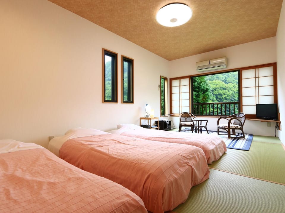 Miyoshino Sakuraan Bed and Breakfast in Japan