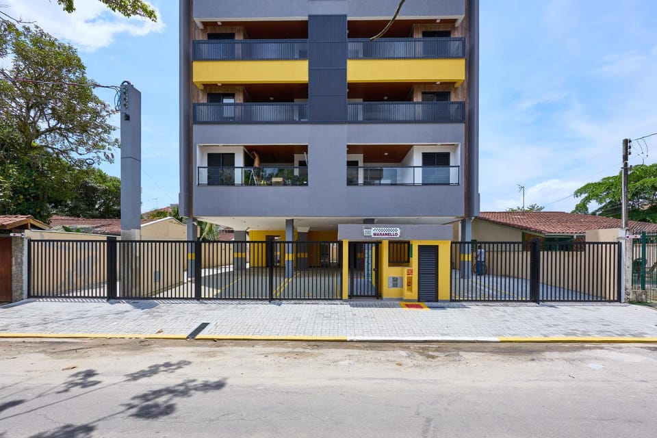 BH45: Lindo, Gostoso, Varanda Gourmet e Bom Preço Apartment in Ubatuba